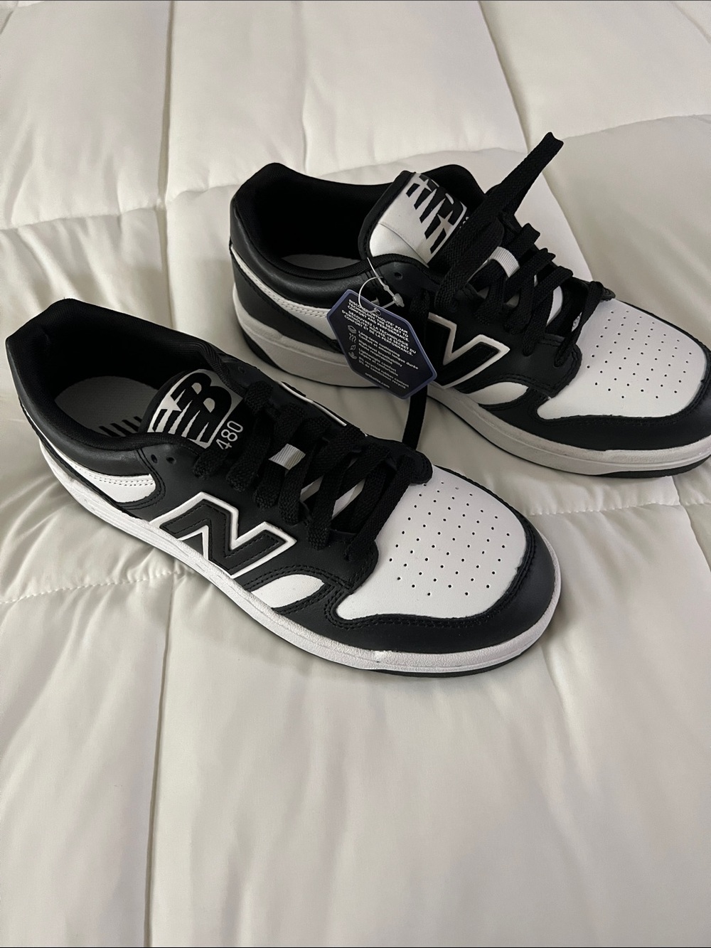 New Balance Black and White Men's Low-Top Sneakers